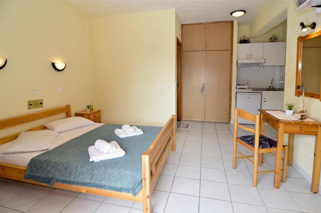 Studios Chrissi Limenaria  Habitación foto